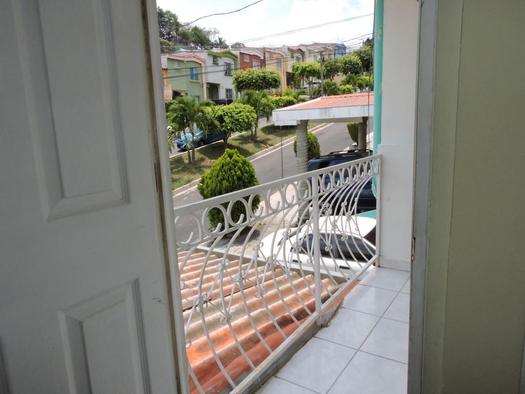 Cumbres De San Francisco Apartment San Salvador Ngoại thất bức ảnh
